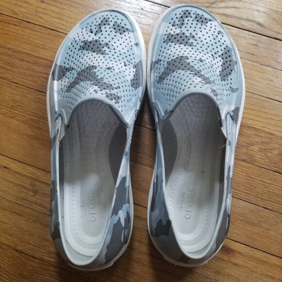 Crocs Cililane Slip on Women's Size 8 - Picture 4 of 7